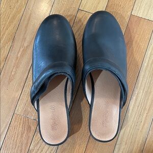 Madewell Black Leather Clogs with Wooden Sole